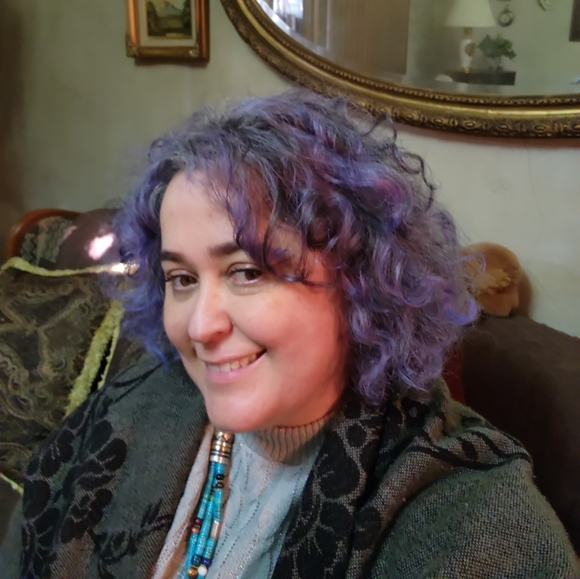 Meet your Posher, Sofia - Picture 2 of 2